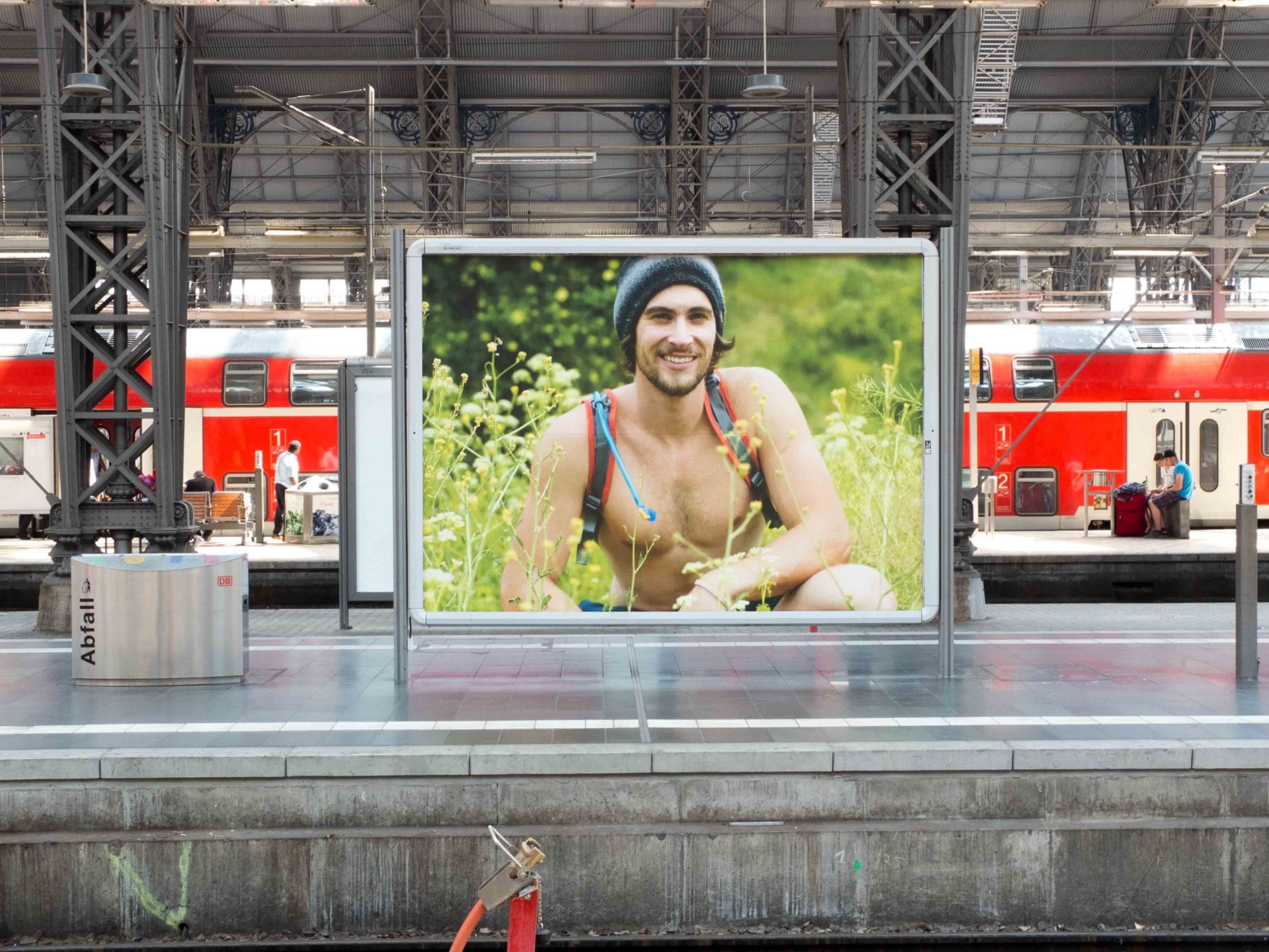 2 min ago - DUESSELDORF PHOTO PANELS OFFM PUBLIC ART PANELS