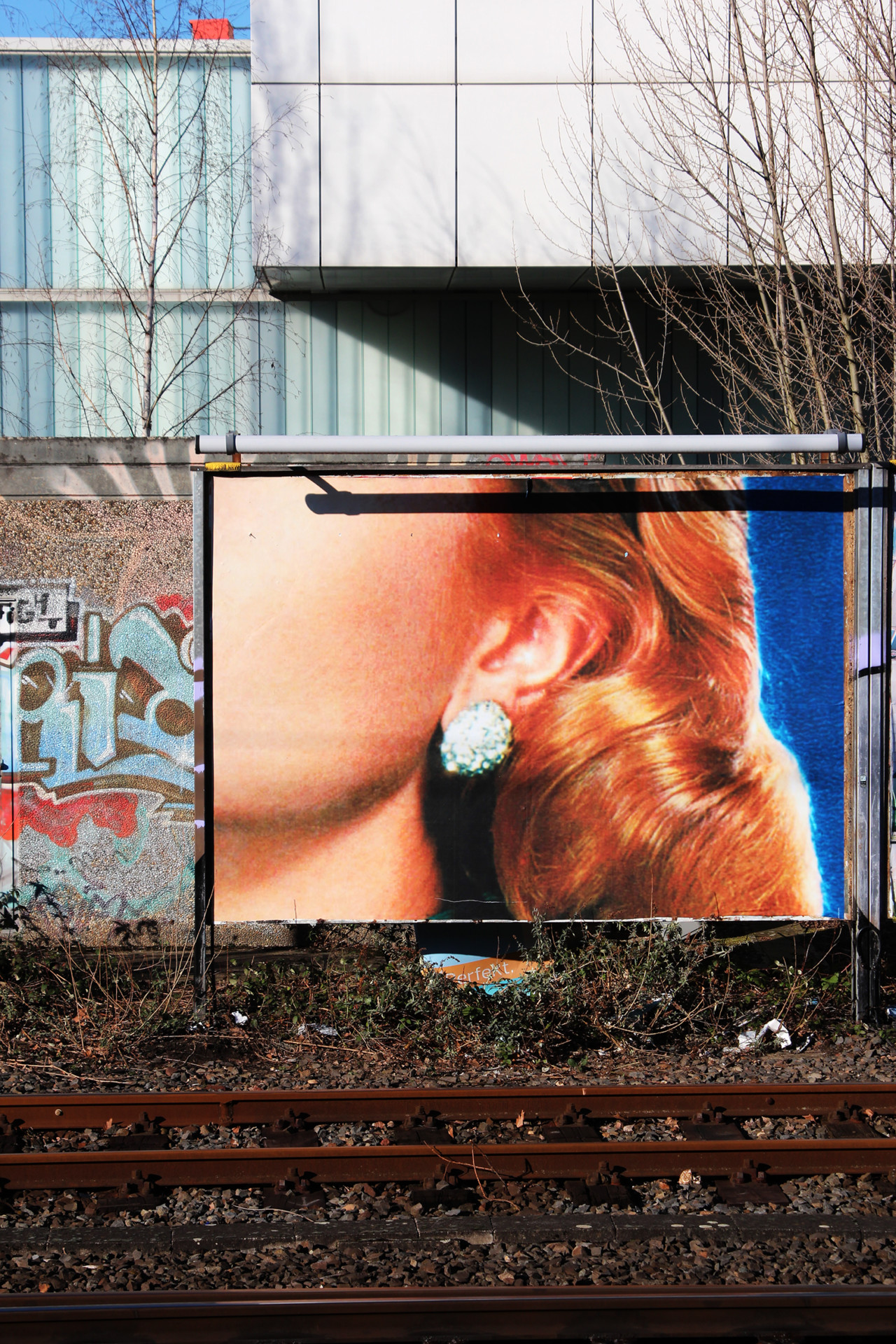 2 min ago - DUESSELDORF PHOTO PANELS BILLBOARDS