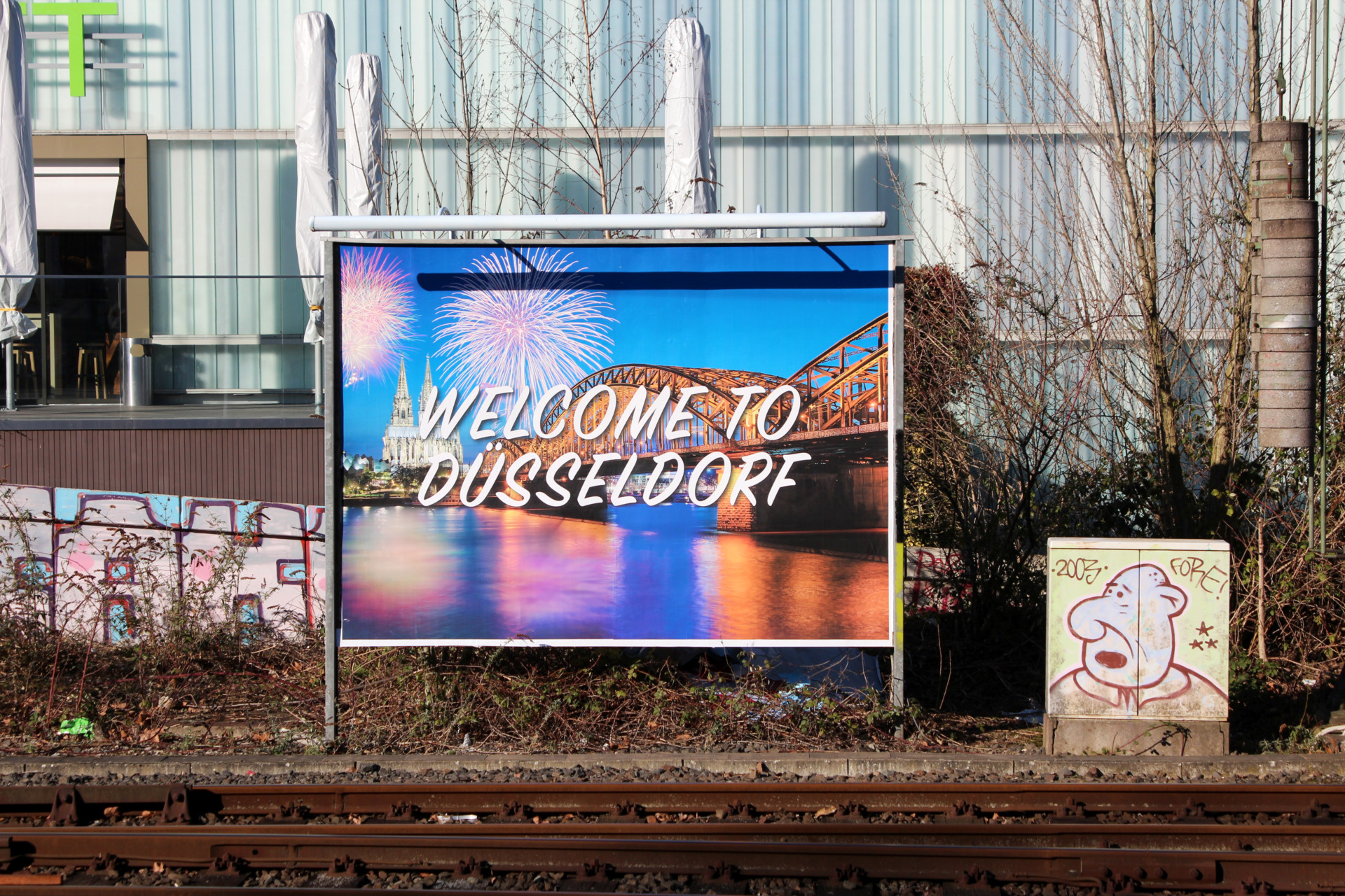 2 min ago - DUESSELDORF PHOTO PANELS BILLBOARDS